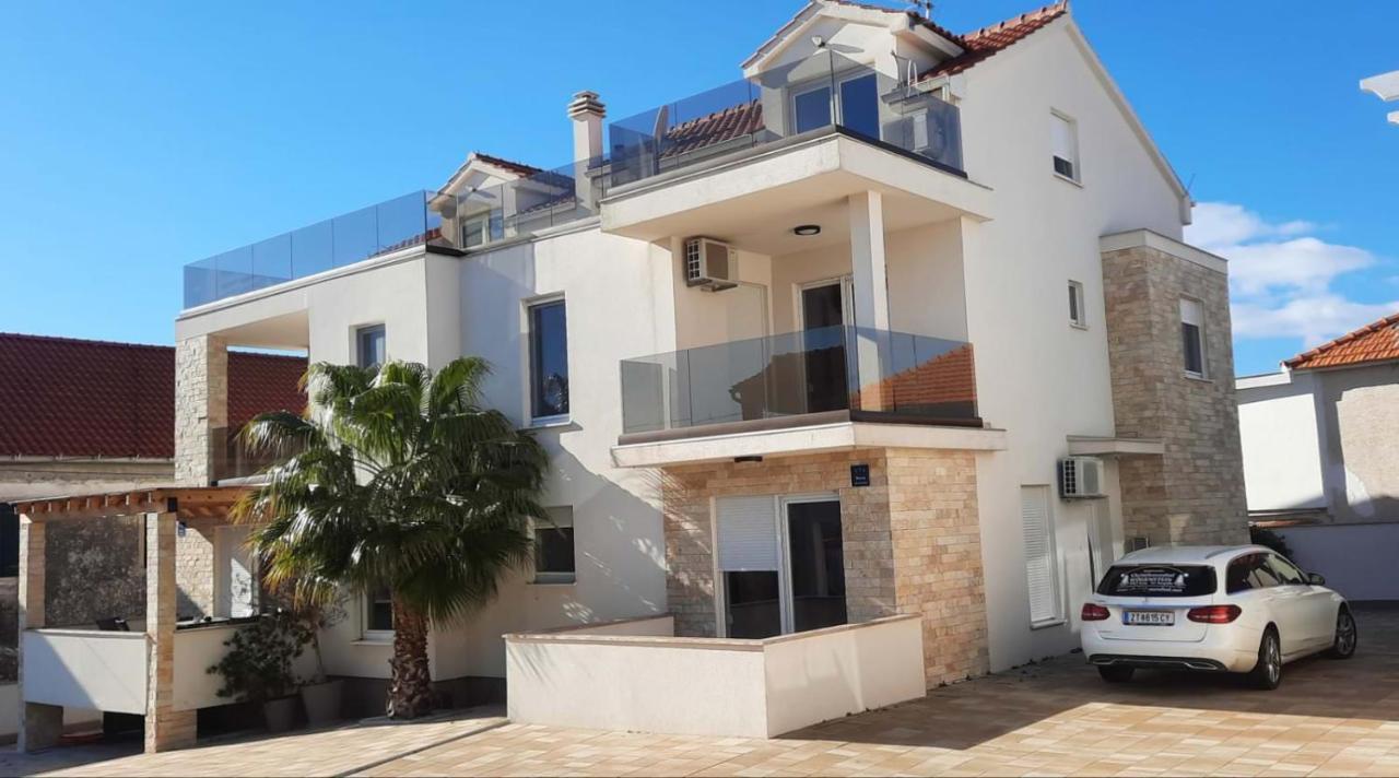 The Nikolic Suites - Villa Woegenstein Tribalj 外观 照片