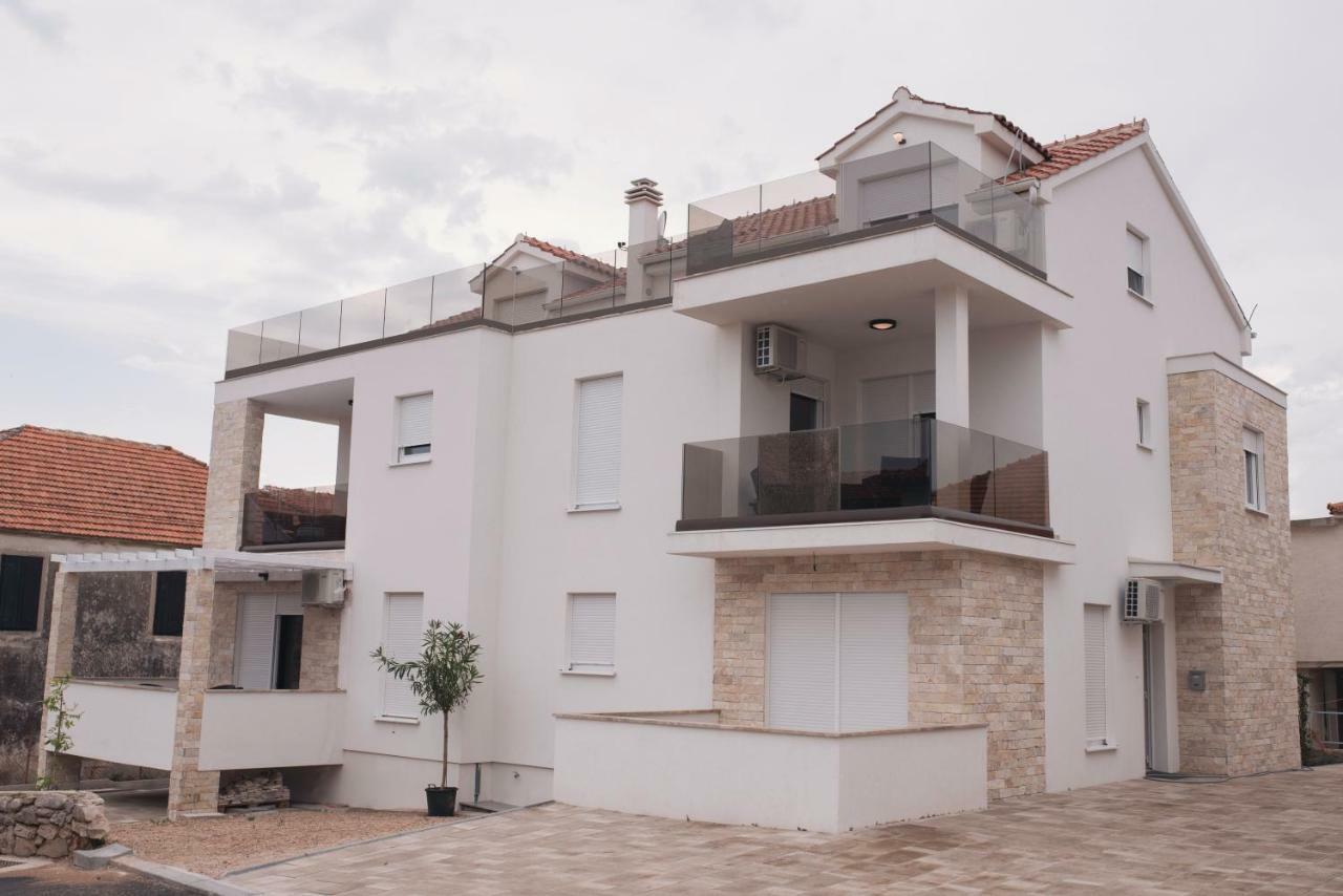 The Nikolic Suites - Villa Woegenstein Tribalj 外观 照片